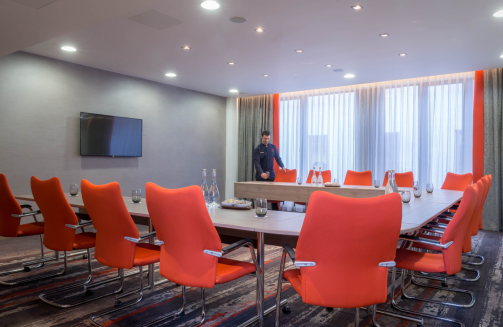 Clayton Hotel Chiswick u-shape'